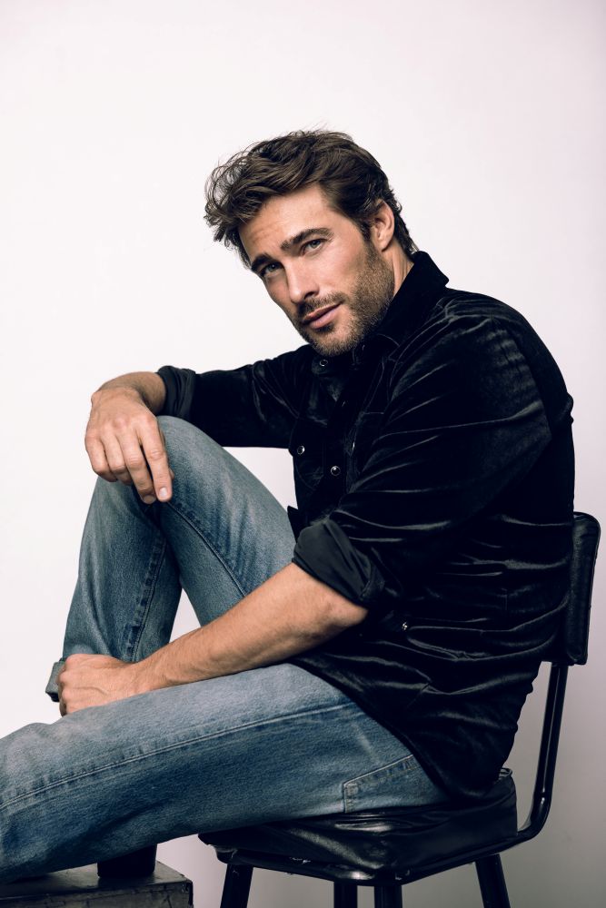 Rodrigo Guirao se une como presentador de los Premios Platino 2025 en Madrid