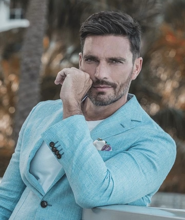 Julián Gil toma la escena en 2026 con 'Somos Familia', nueva producción de TelevisaUnivision
